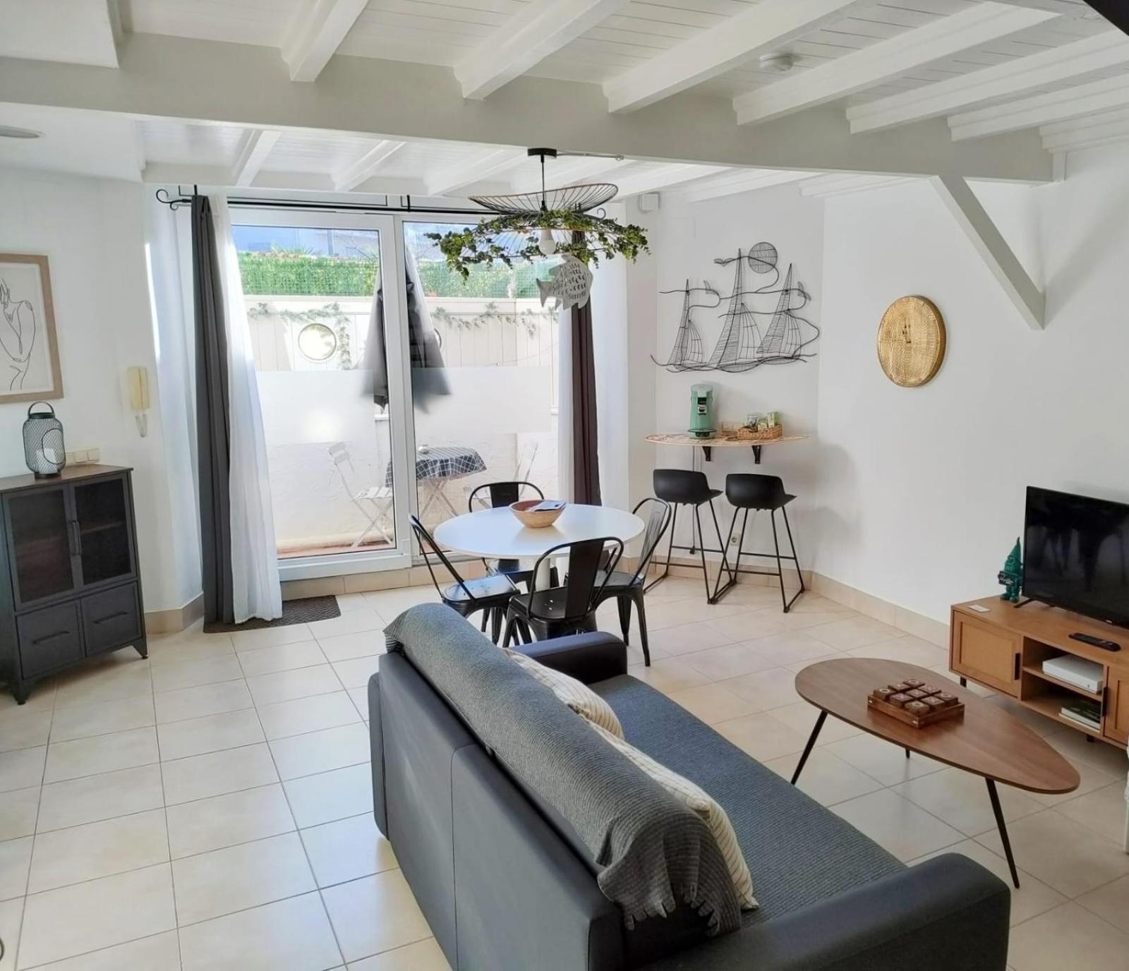 Bel Appartement Baie Plage - Wifi - Parking - Draps Et Serviettes أُنْداي المظهر الخارجي الصورة